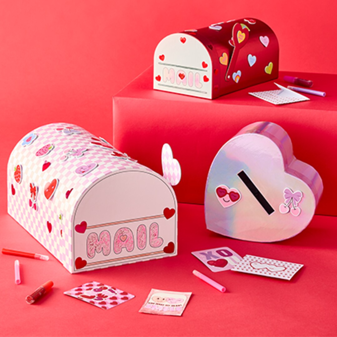Valentine's Day Cards & Crafts